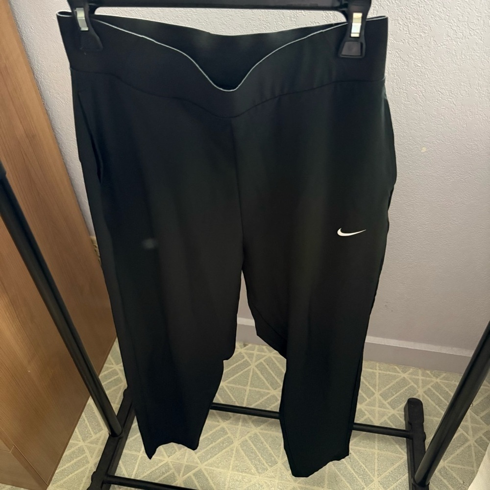 NIKE sz M Bliss Victory Black Pants Elastic Waistband Dri-Fit Training CU4321